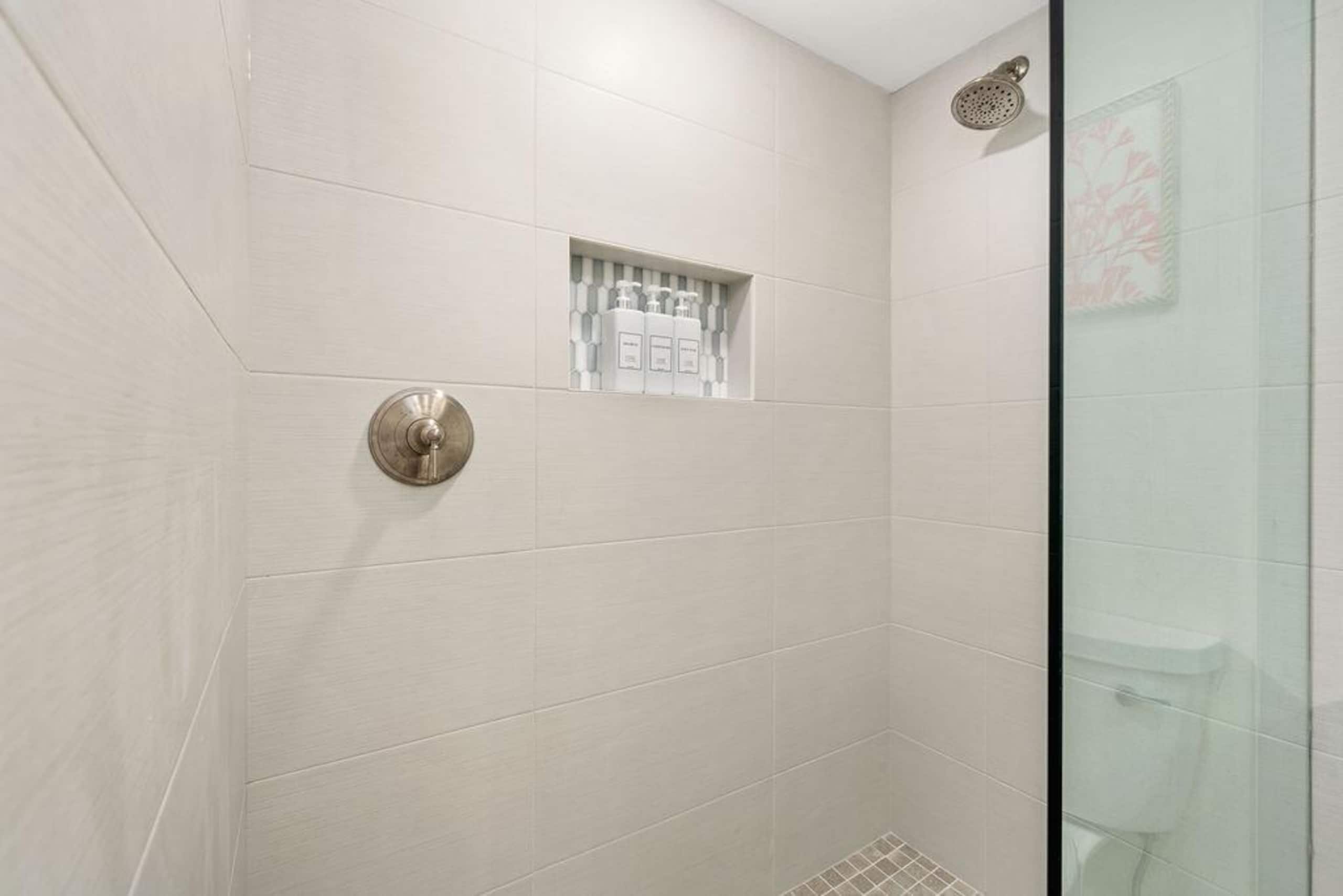 Condo in Kihei · ★4.99 · 1 bedroom · 1 bed · 2 private baths - Image 30