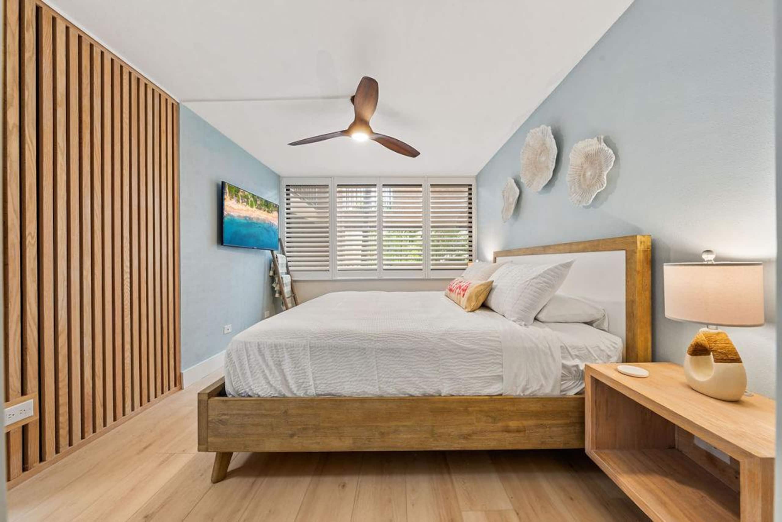 Condo in Kihei · ★4.99 · 1 bedroom · 1 bed · 2 private baths - Image 2