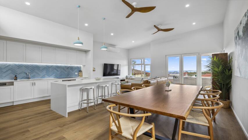 Sea and Sky gallery image 2