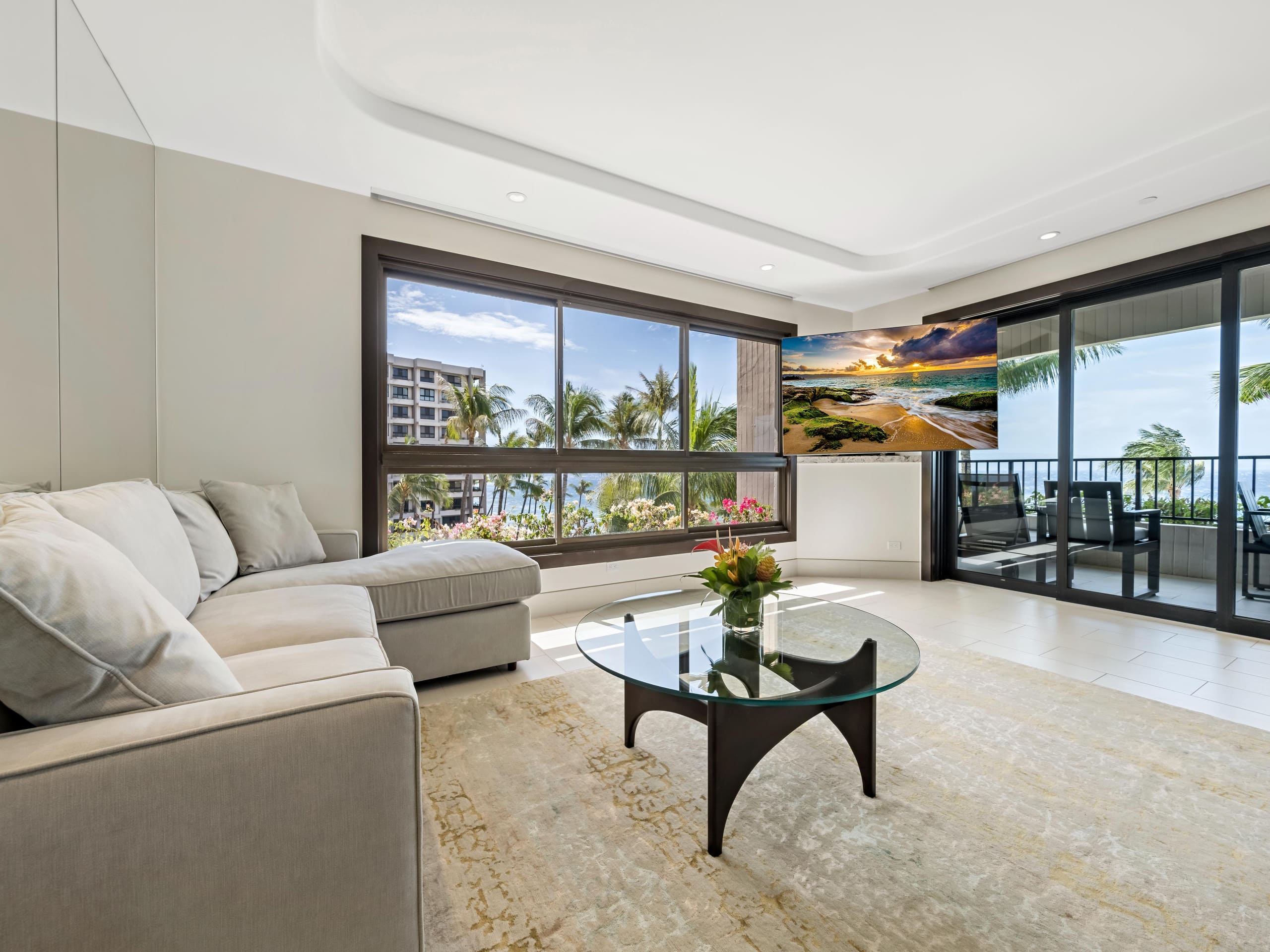 Condo in Lahaina · ★5.0 · 2 bedrooms · 3 beds · 2 baths - Image 3