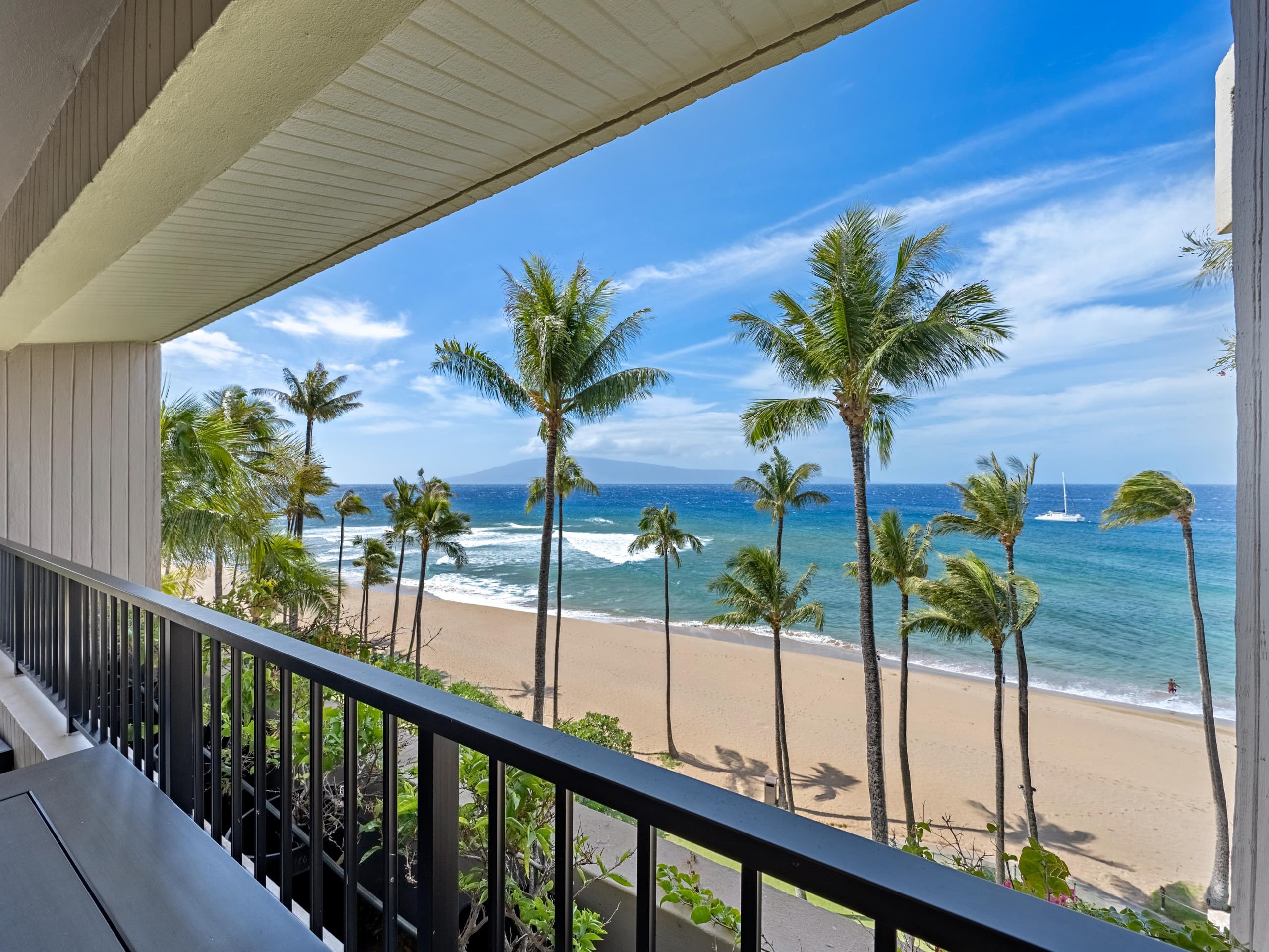 Condo in Lahaina · ★5.0 · 2 bedrooms · 3 beds · 2 baths - Image 1