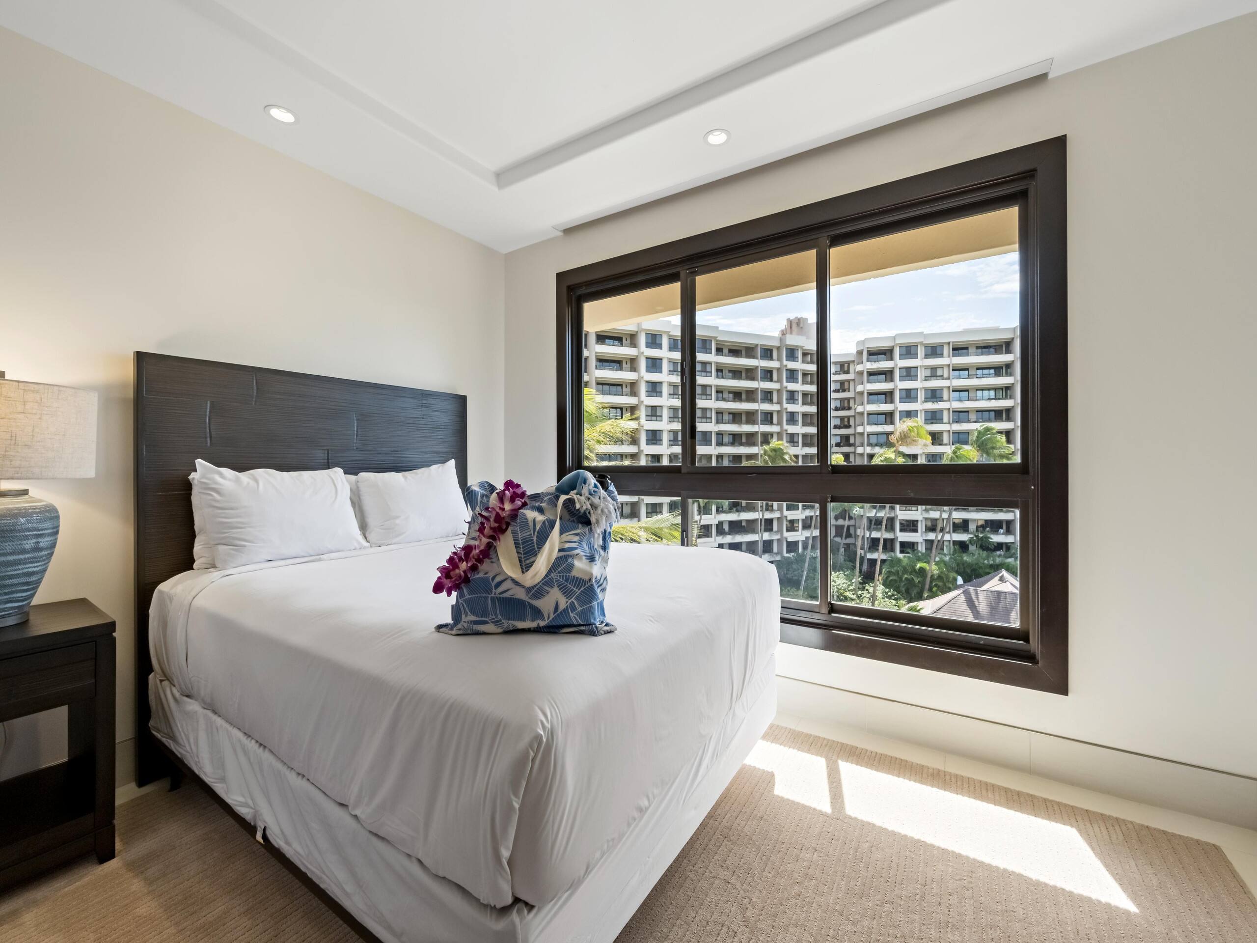 Condo in Lahaina · ★5.0 · 2 bedrooms · 3 beds · 2 baths - Image 23