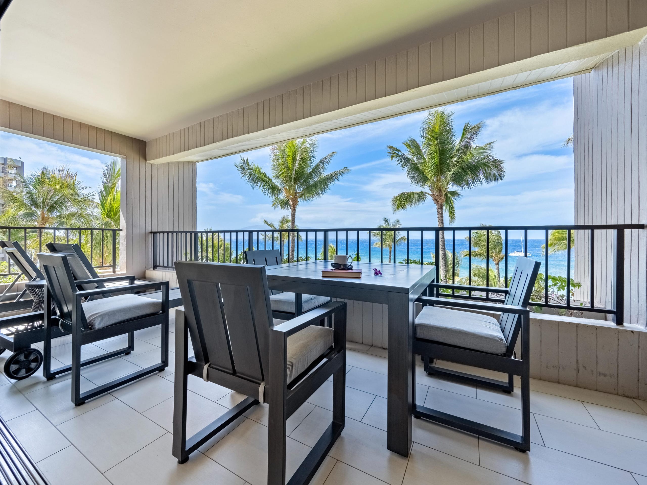 Condo in Lahaina · ★5.0 · 2 bedrooms · 3 beds · 2 baths - Image 18