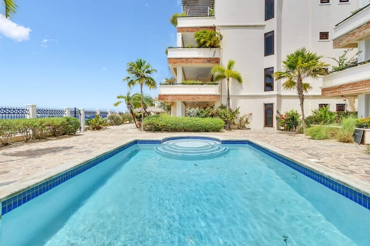 Playa Lechi Penthouse right by the Caribbean Sea - Apartments for Rent ...