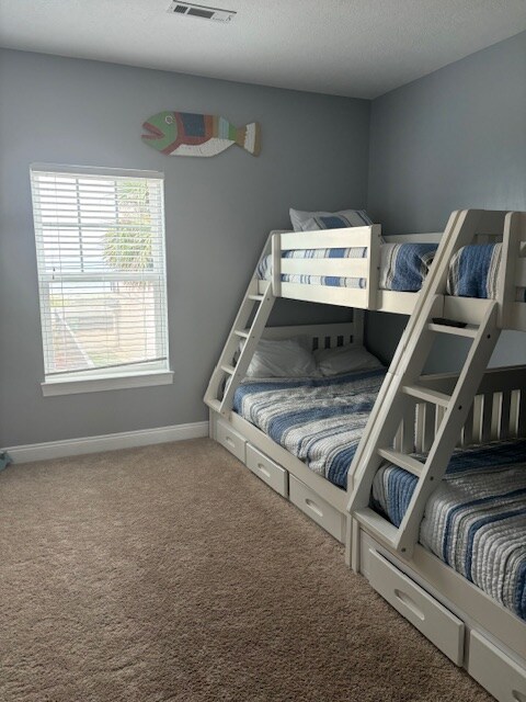 Litera arriba. 2 camas INDIVIDUALES COMPLETAS.