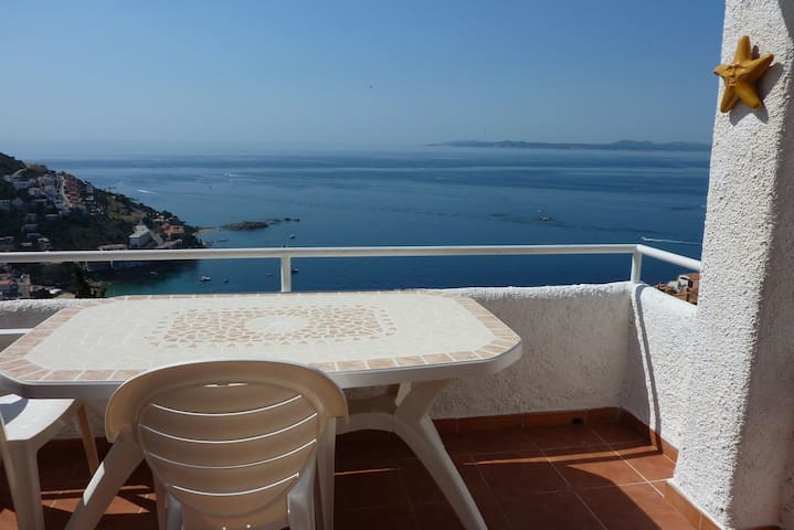 Casa con vistas al Mar y Piscinas 7 gallery image 4