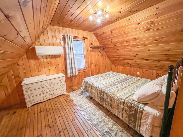 Двойно легло на горния етаж (без врата)