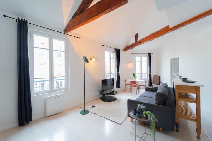 Paris Expo Porte De Versailles - Studio Moderne - Malakoff