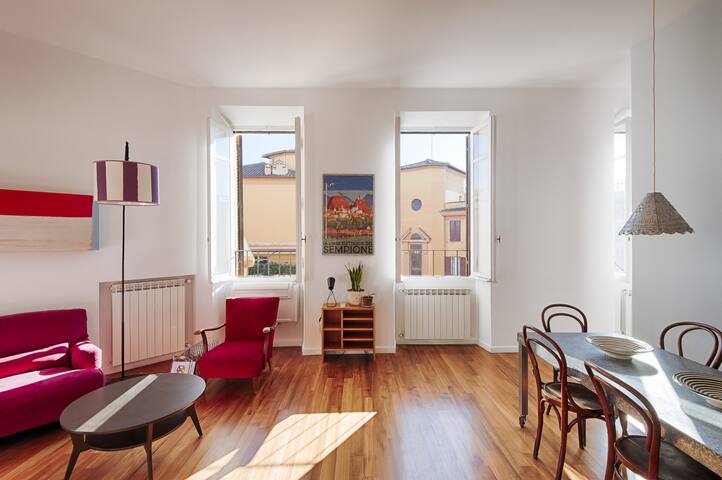 Auditorium Luxury Three Bedroom Apartment gallery image 5