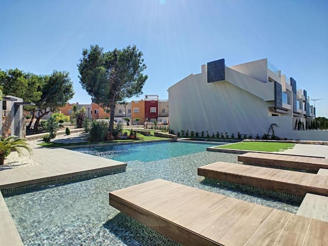 Oyoostays managed Airbnb listing 3