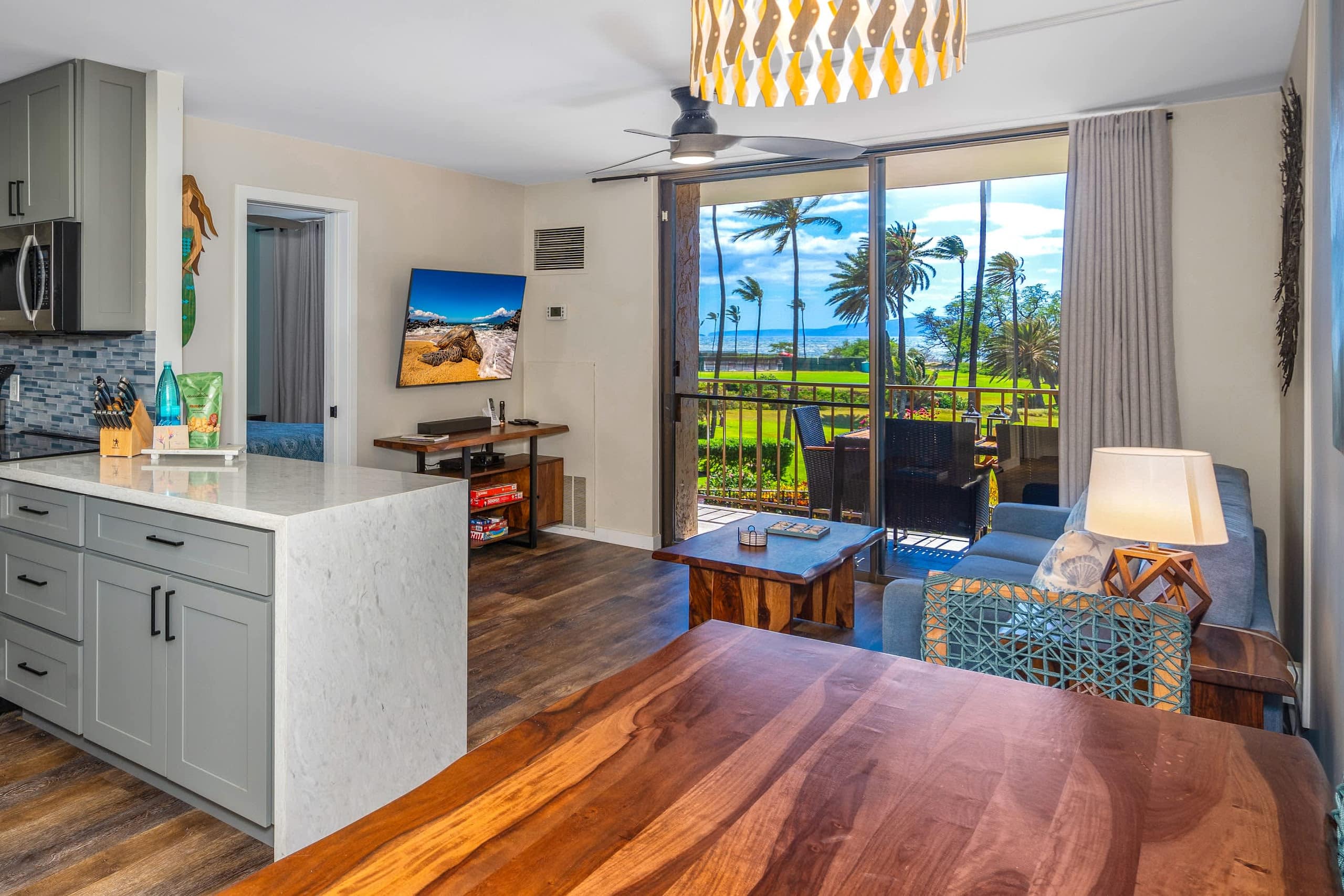 2/2 Oceanview Modern Resort Vistas - Image 2