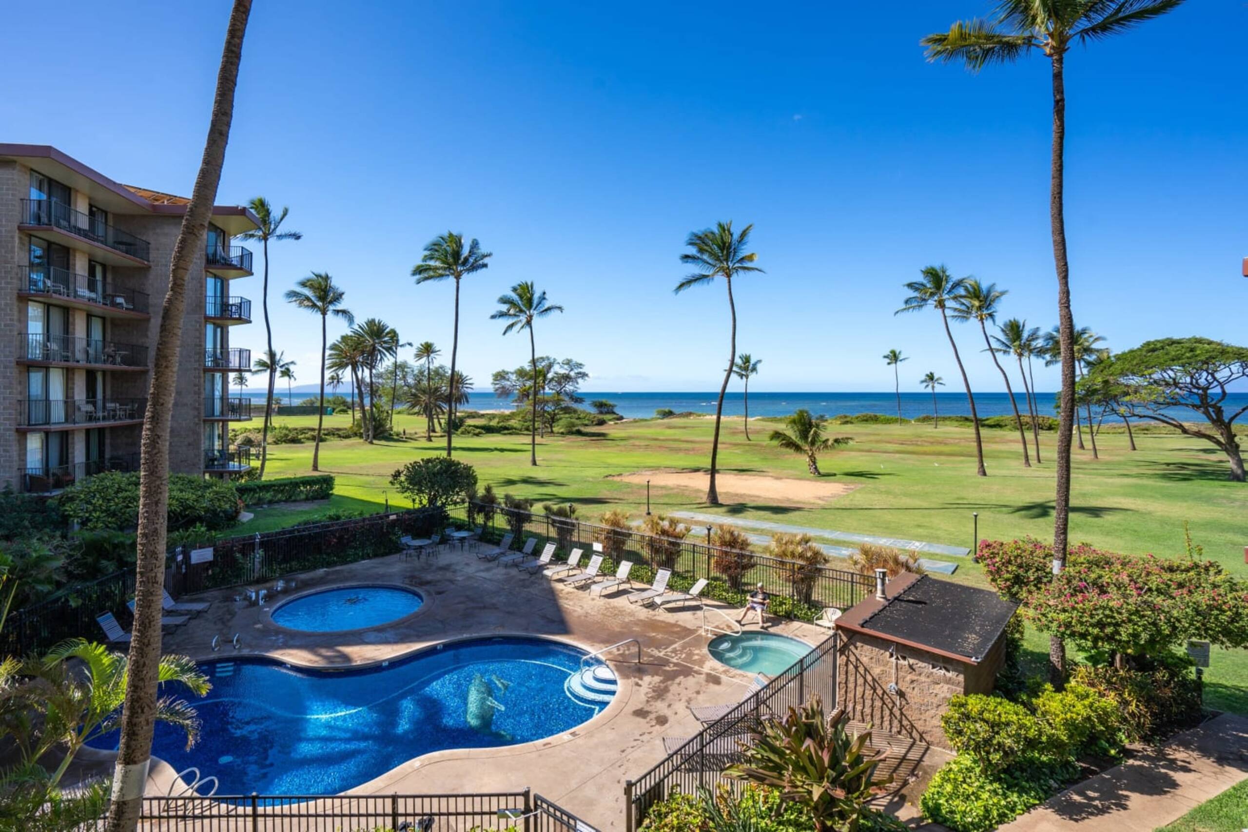 2/2 Oceanview Modern Resort Vistas - Image 47