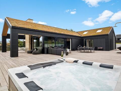 "Ilja" - 800m from the sea by Interhome
