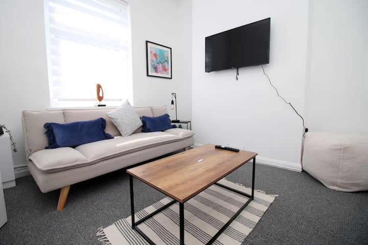 Bristol Street (2 Br Free Onsteet Parkin)g - Newport