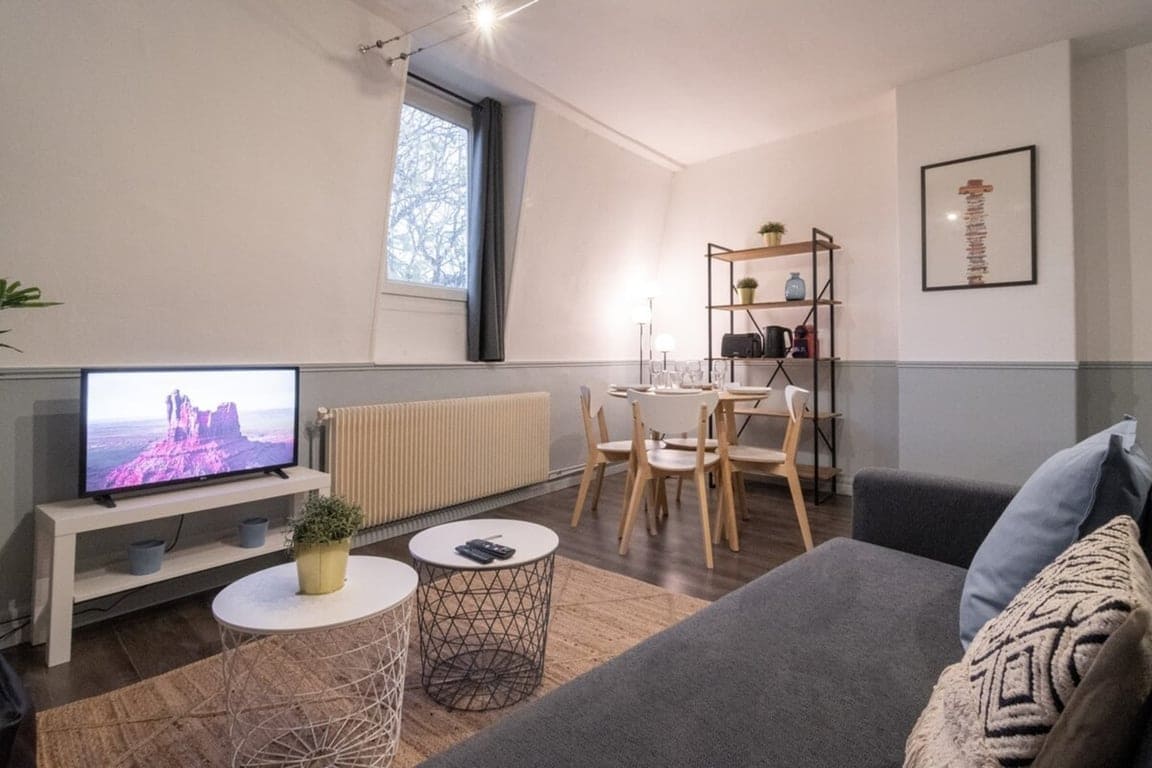 Top Airbnb: Apartment near the train station (ouigo TGV) à Tourcoing