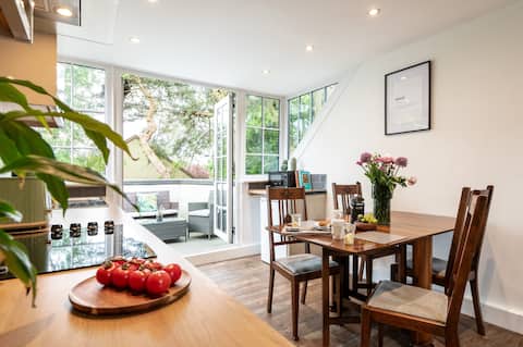 Beckview Studios Apartment