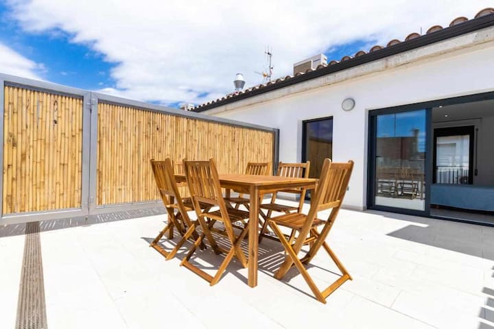 Roses Casc Antic SL Sabater 6