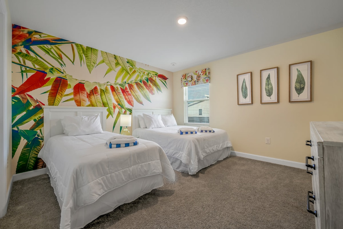 غرفة نوم مشمسة