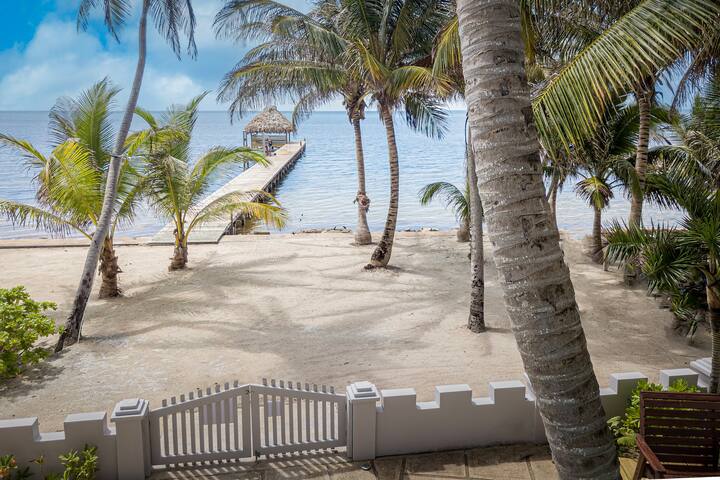 Sandcastle Oceanfront Home with stunning views gallery image 2