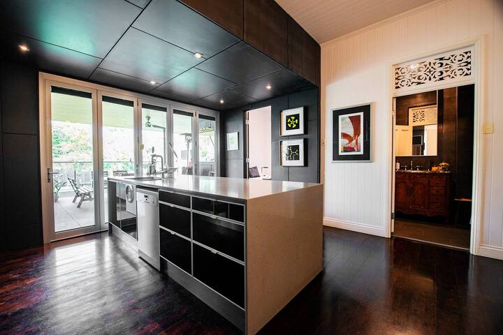 Teneriffe Reach gallery image 3