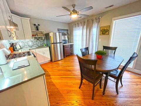 Dock Side| 2 Bed Condo Waterfront on Ohio River