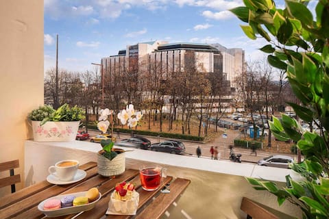 National Palace of Culture 1 step away!