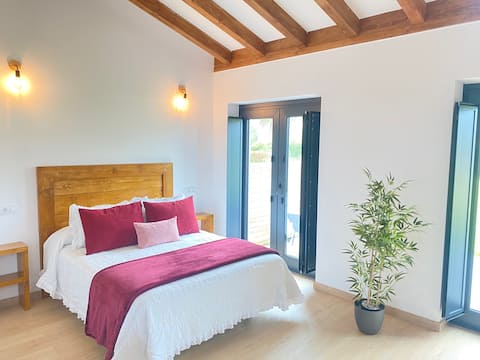 Airbnb con mejor rendimiento: Loft studio for 4 with sea and mountain views en Lugo