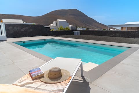 Vv Villa Secretos de Yaiza 2 by Hh - private pool
