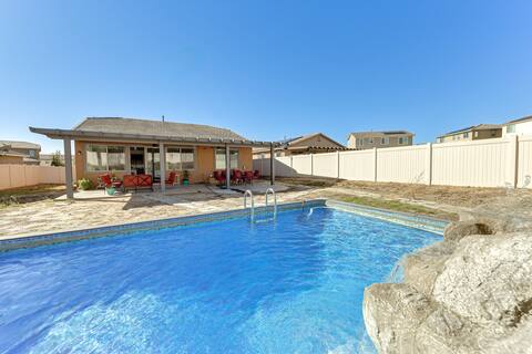 Luxe Beaumont Home w/ Private Pool!