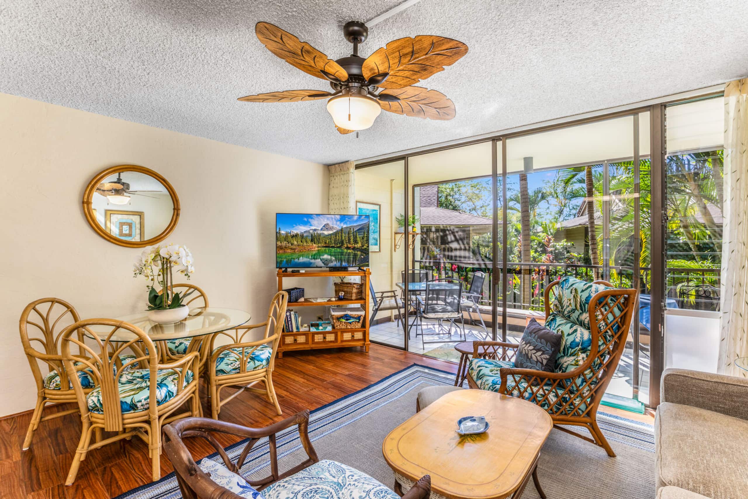 Condo in Kailua-Kona · ★4.78 · 1 bedroom · 2 beds · 1 private bath - Image 3