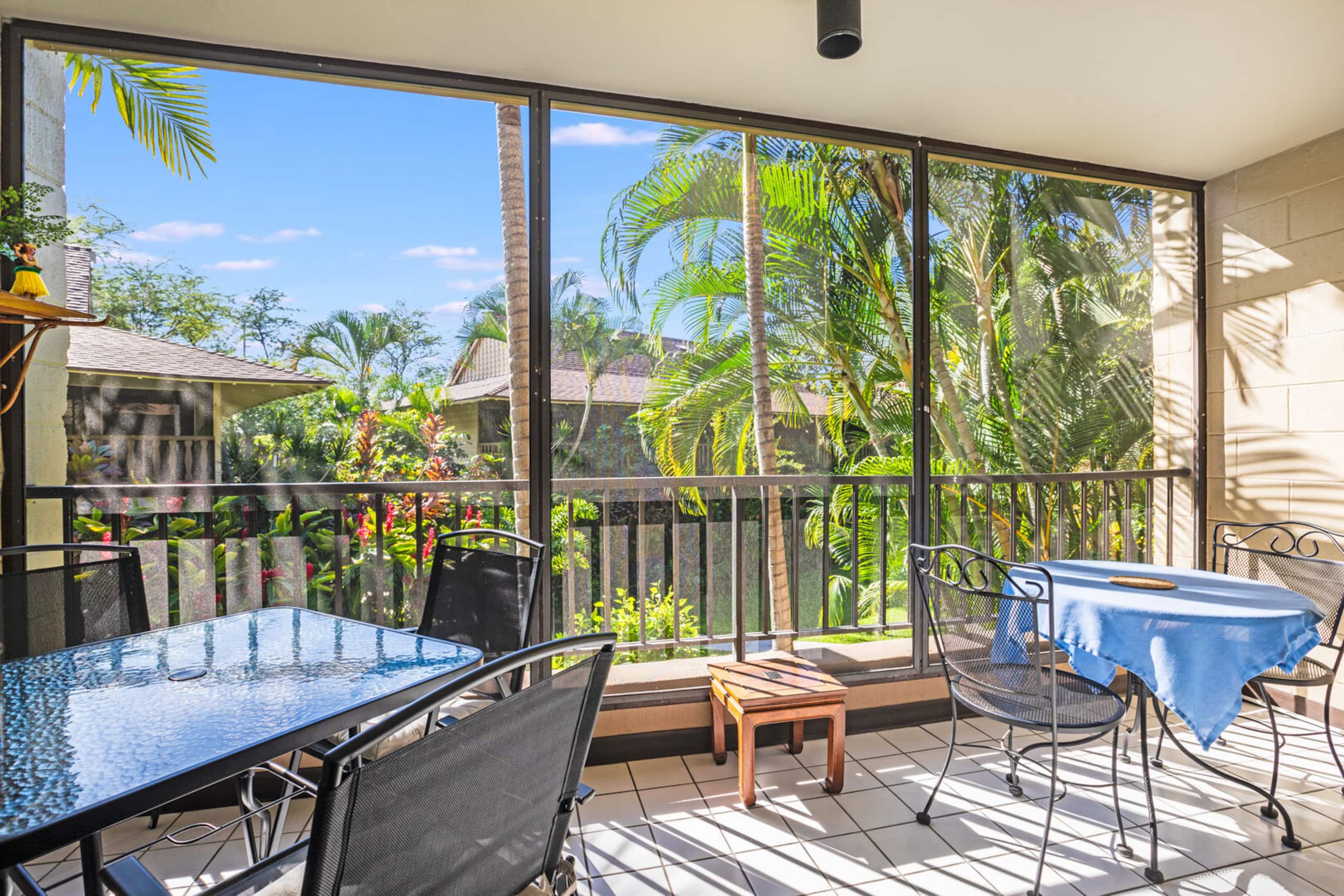 Condo in Kailua-Kona · ★4.78 · 1 bedroom · 2 beds · 1 private bath - Image 13