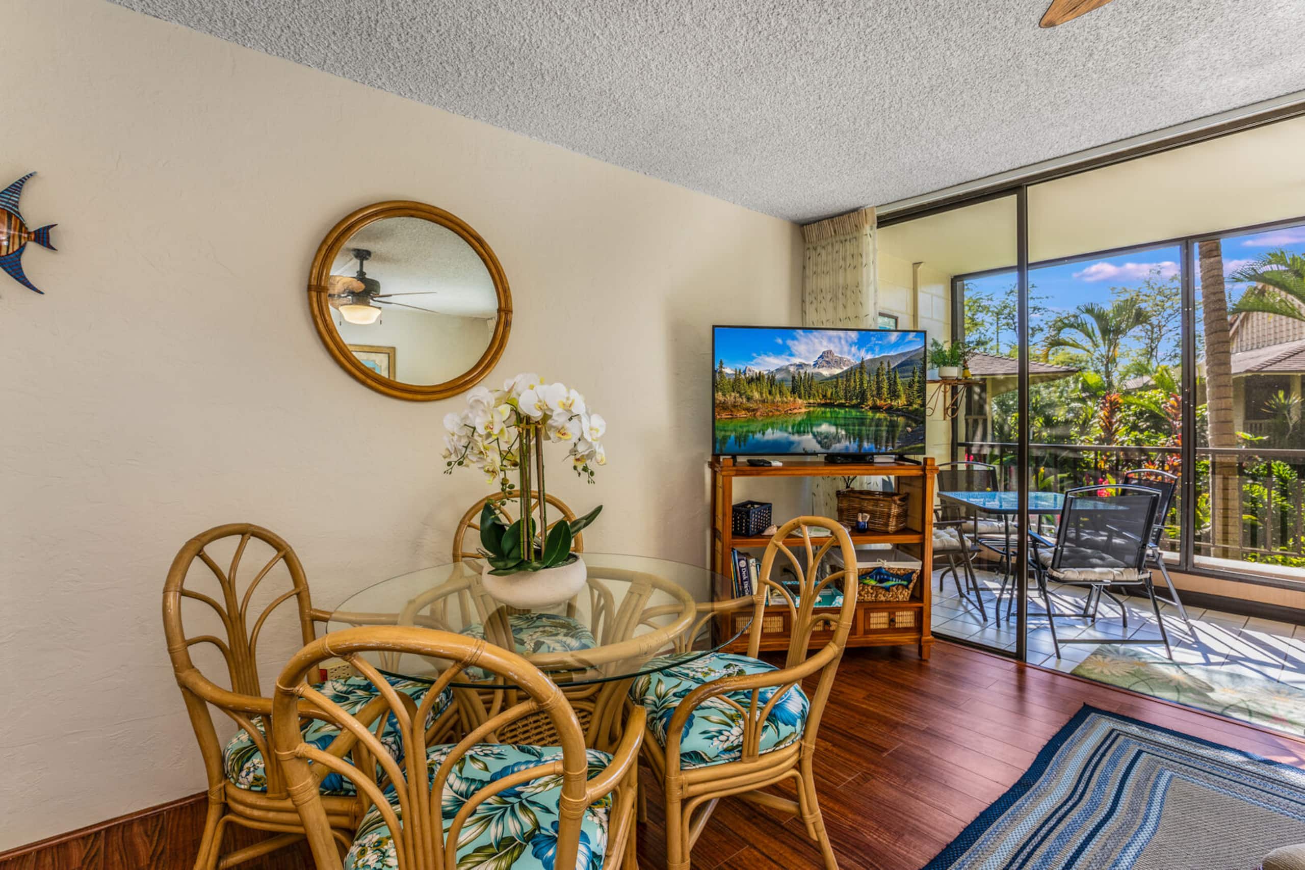 Condo in Kailua-Kona · ★4.78 · 1 bedroom · 2 beds · 1 private bath - Image 10