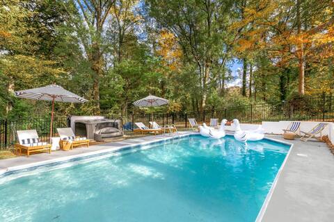 The Scott Luxe Villa w/ HotTub, FirePit, Pool!