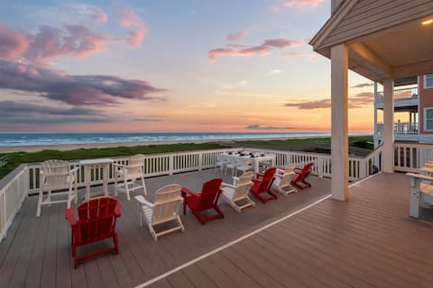 Beachfront | Swim Spa | Outdoor Games | Fire Pit