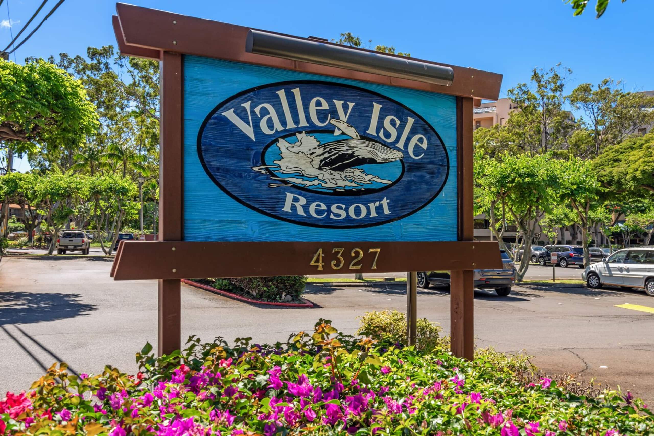 Condo in Lahaina · ★4.66 · 2 bedrooms · 4 beds · 2 baths - Image 30