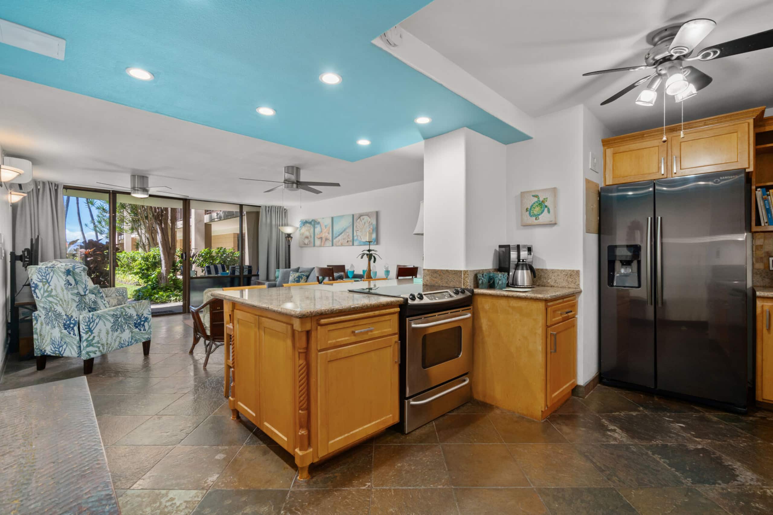 Condo in Lahaina · ★4.66 · 2 bedrooms · 4 beds · 2 baths - Image 7