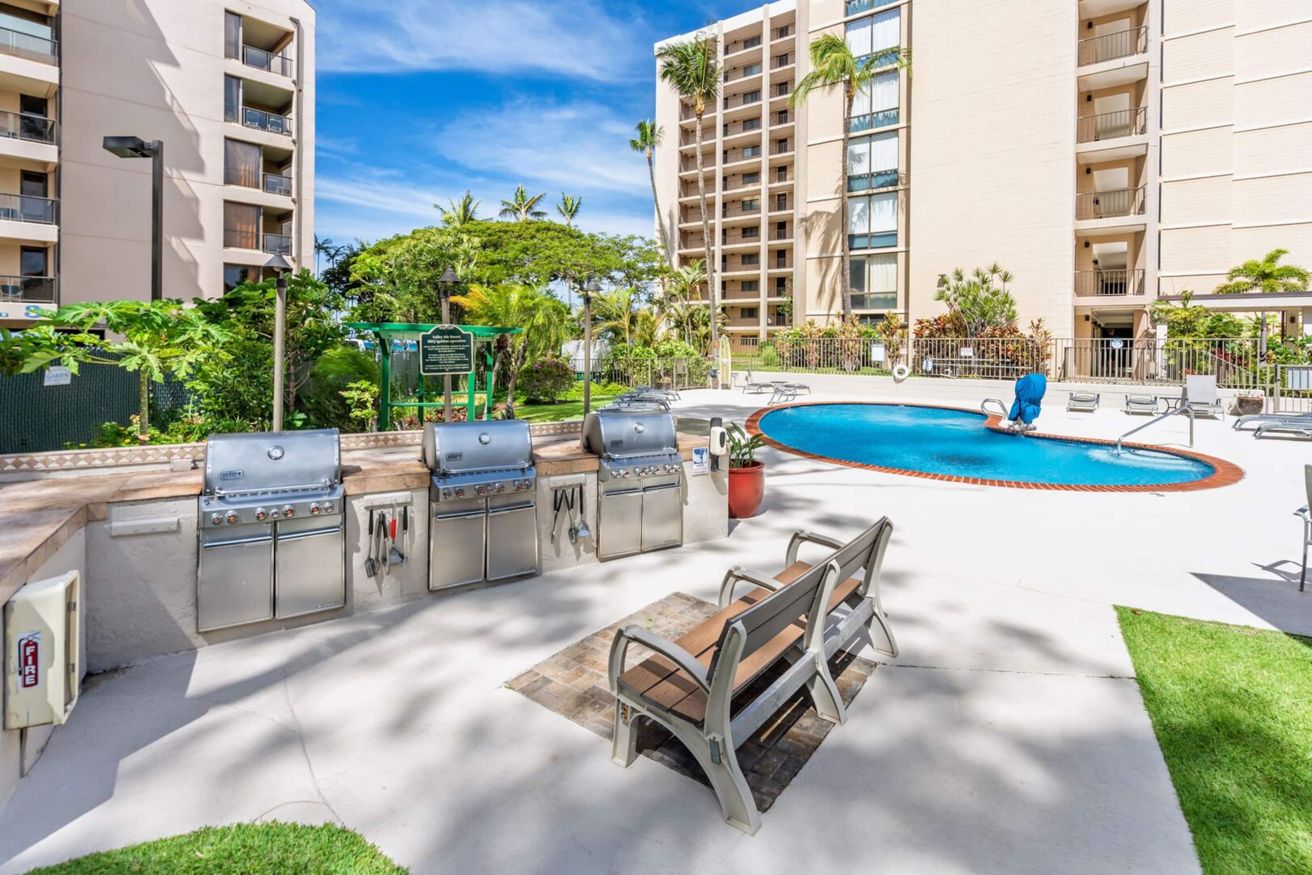 Condo in Lahaina · ★4.66 · 2 bedrooms · 4 beds · 2 baths - Image 28