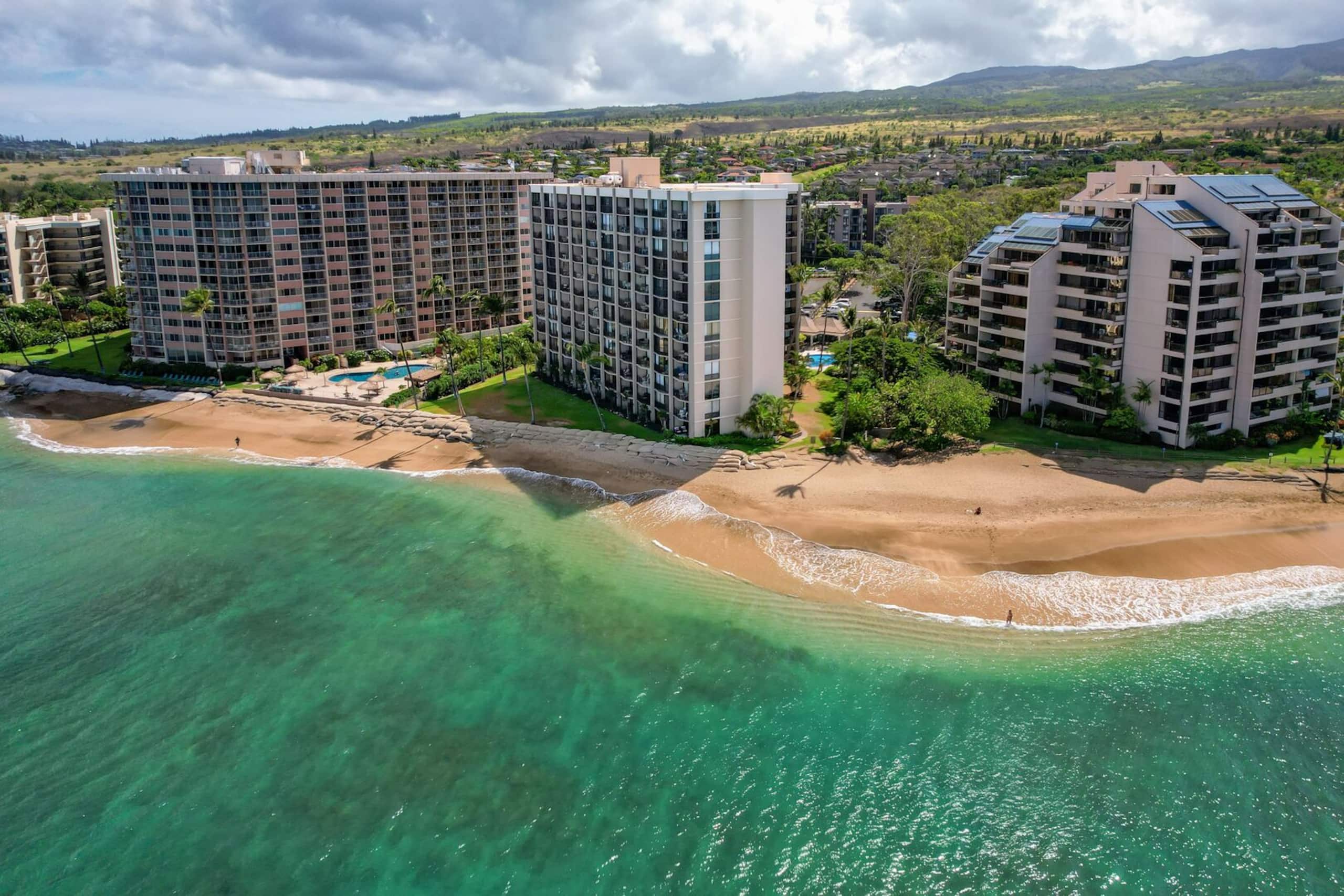 Condo in Lahaina · ★4.66 · 2 bedrooms · 4 beds · 2 baths - Image 44