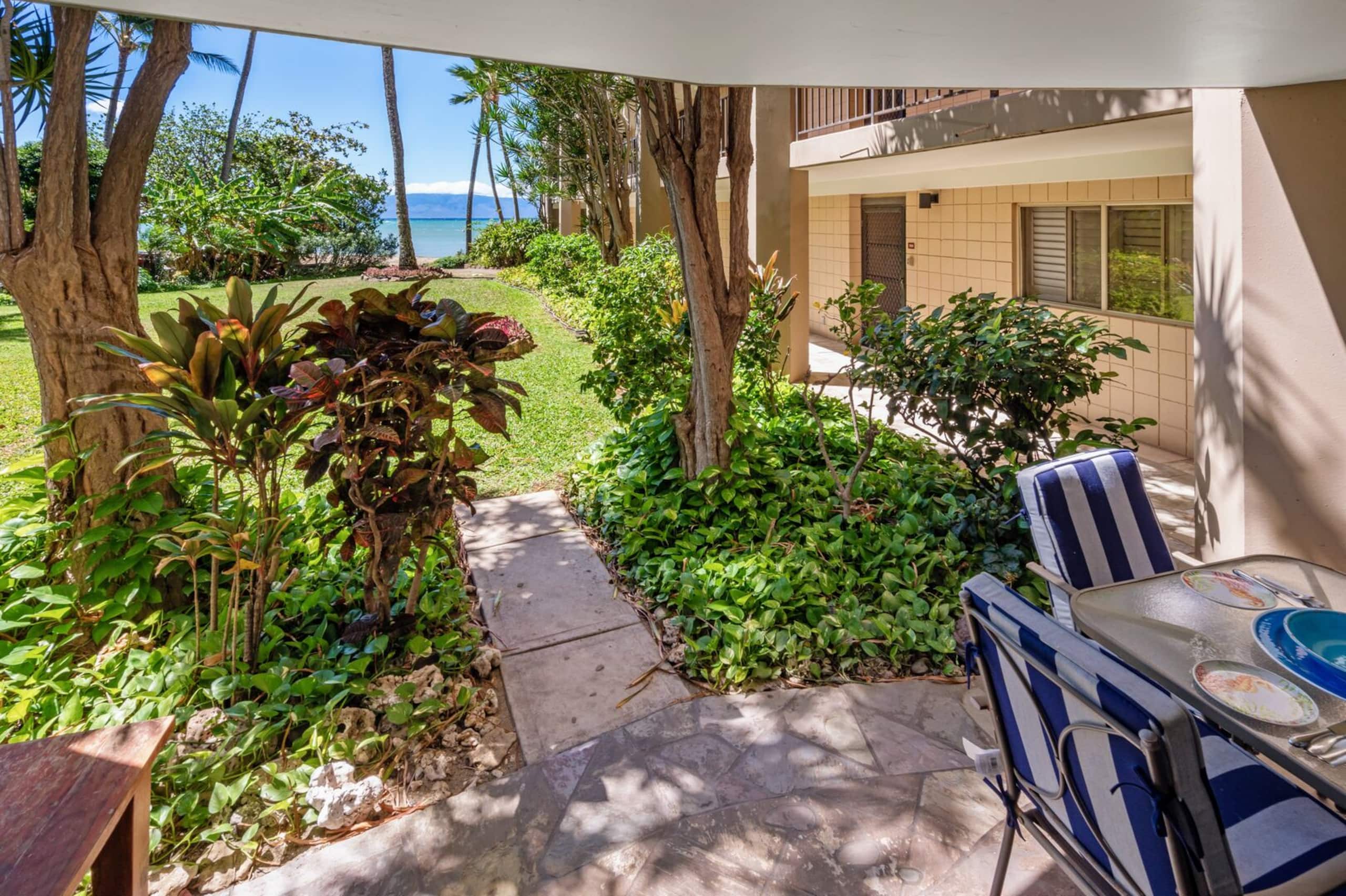 Condo in Lahaina · ★4.66 · 2 bedrooms · 4 beds · 2 baths - Image 37