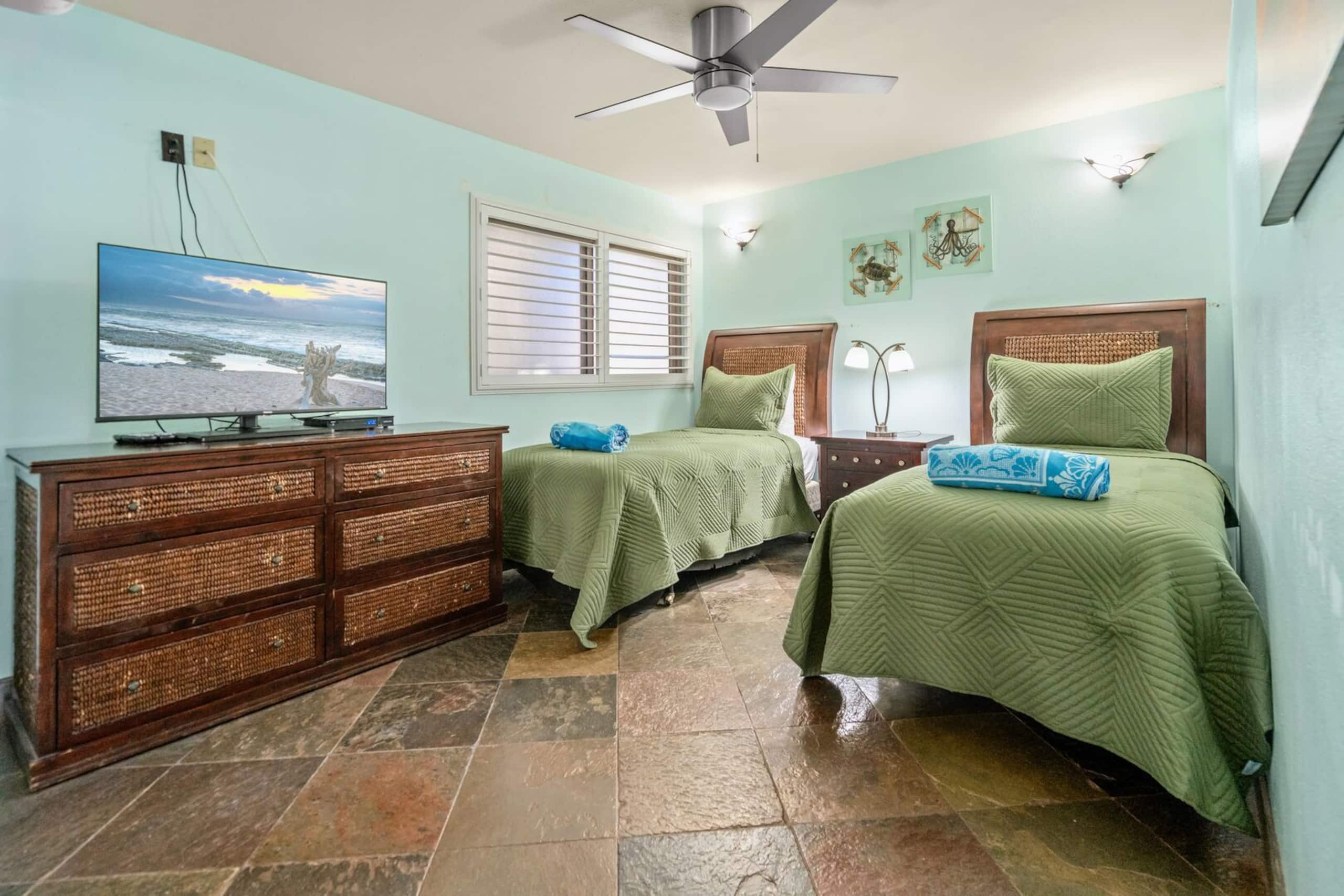 Condo in Lahaina · ★4.66 · 2 bedrooms · 4 beds · 2 baths - Image 20