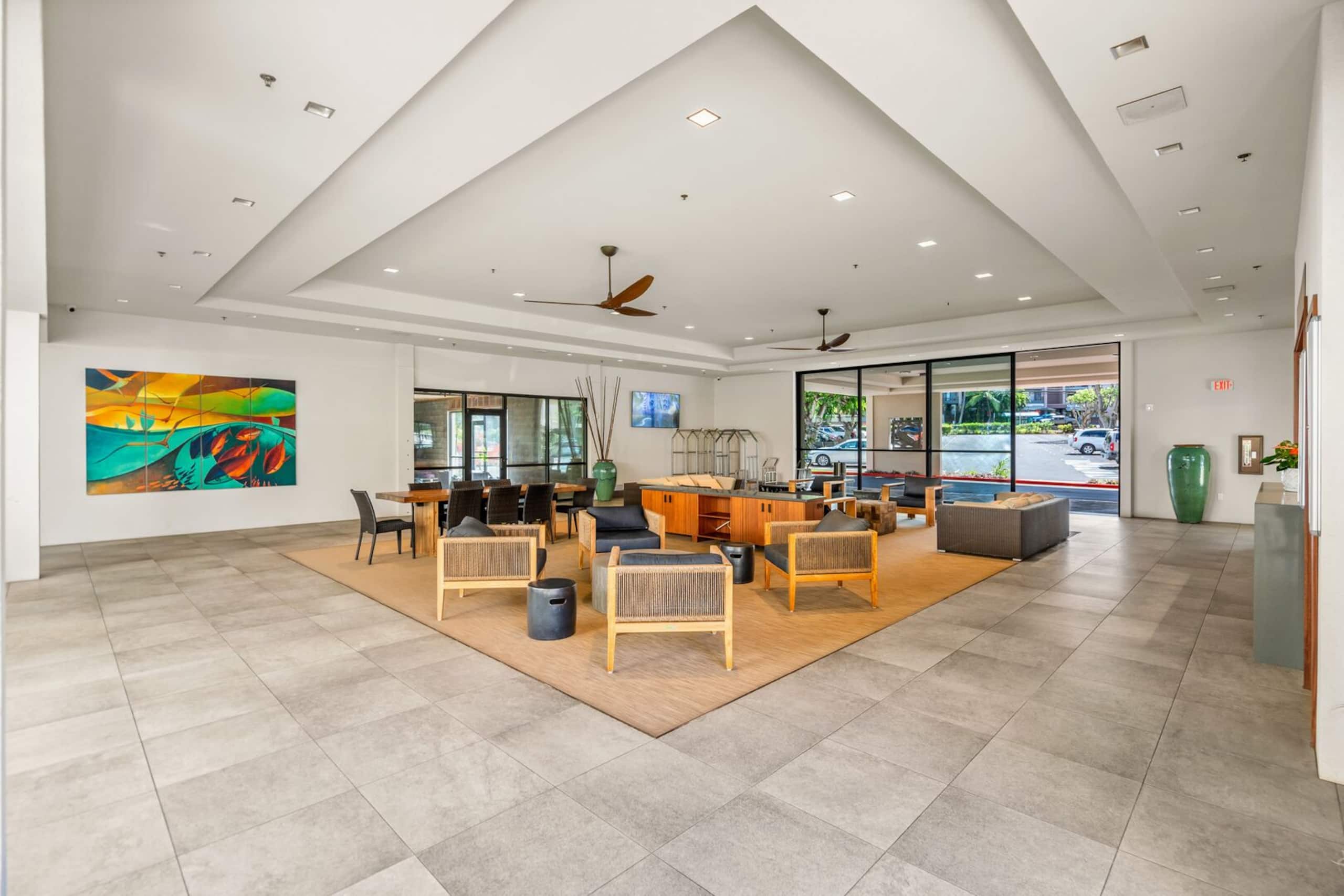 Condo in Lahaina · ★4.66 · 2 bedrooms · 4 beds · 2 baths - Image 32