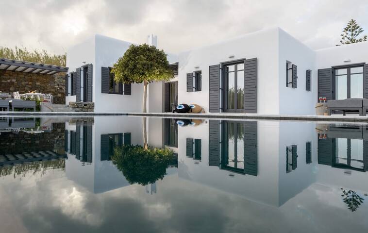 Myconian Platinum Senior by Whitelist Mykonos gallery image 4