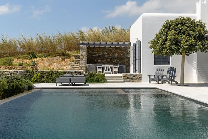 Myconian Platinum Senior by Whitelist Mykonos gallery image 5