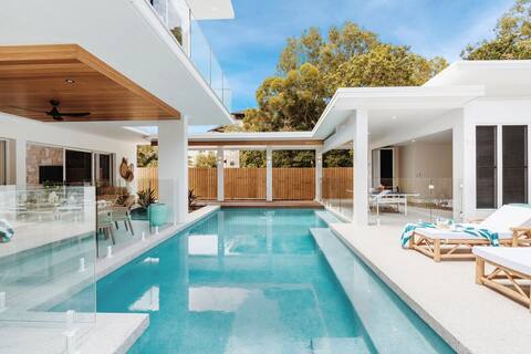 Belle Escapes Villa by the C - Heated Pool