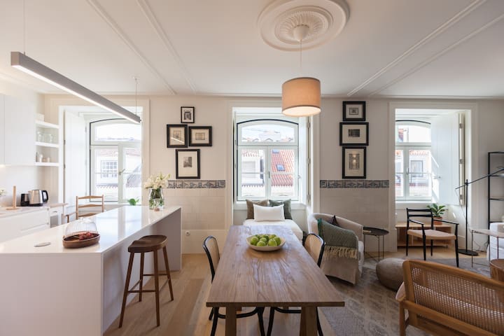 FLH Downtown Central Arammish Apartment