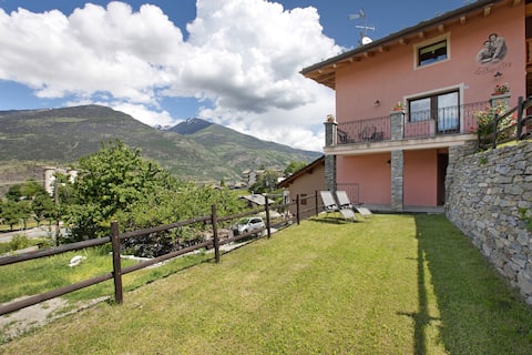 La Maison de Deni - Castle View