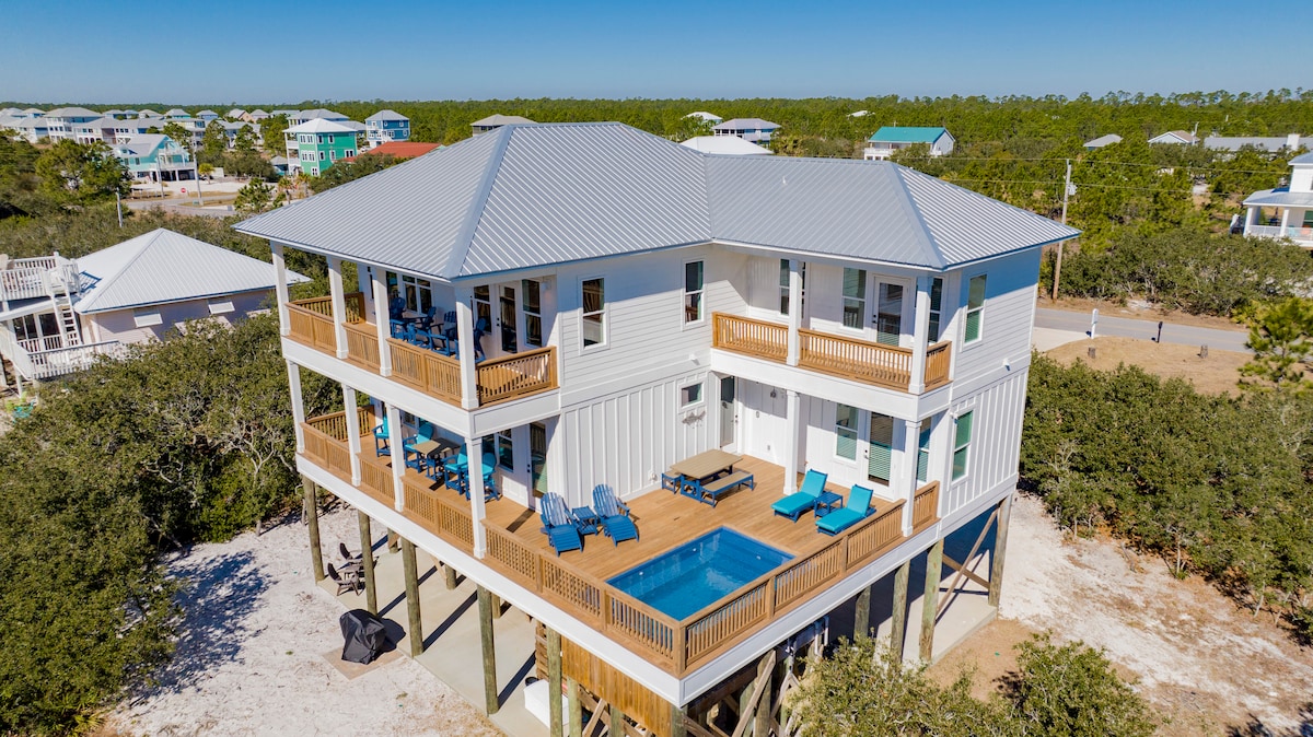 Luxury Coastal Escape | Heated Pool | Golf Cart