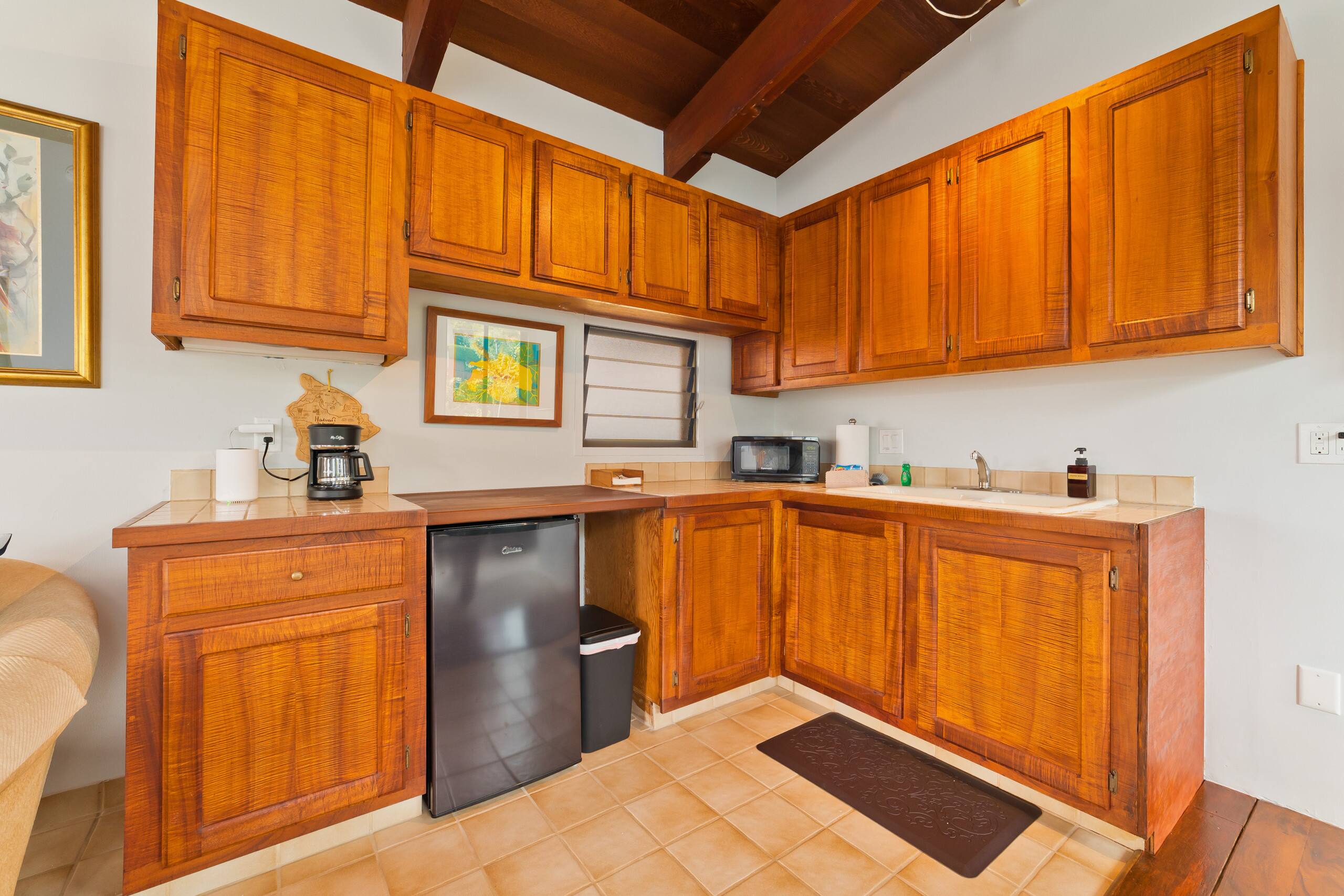 Home in Kailua-Kona · ★5.0 · 3 bedrooms · 4 beds · 3.5 baths - Image 33
