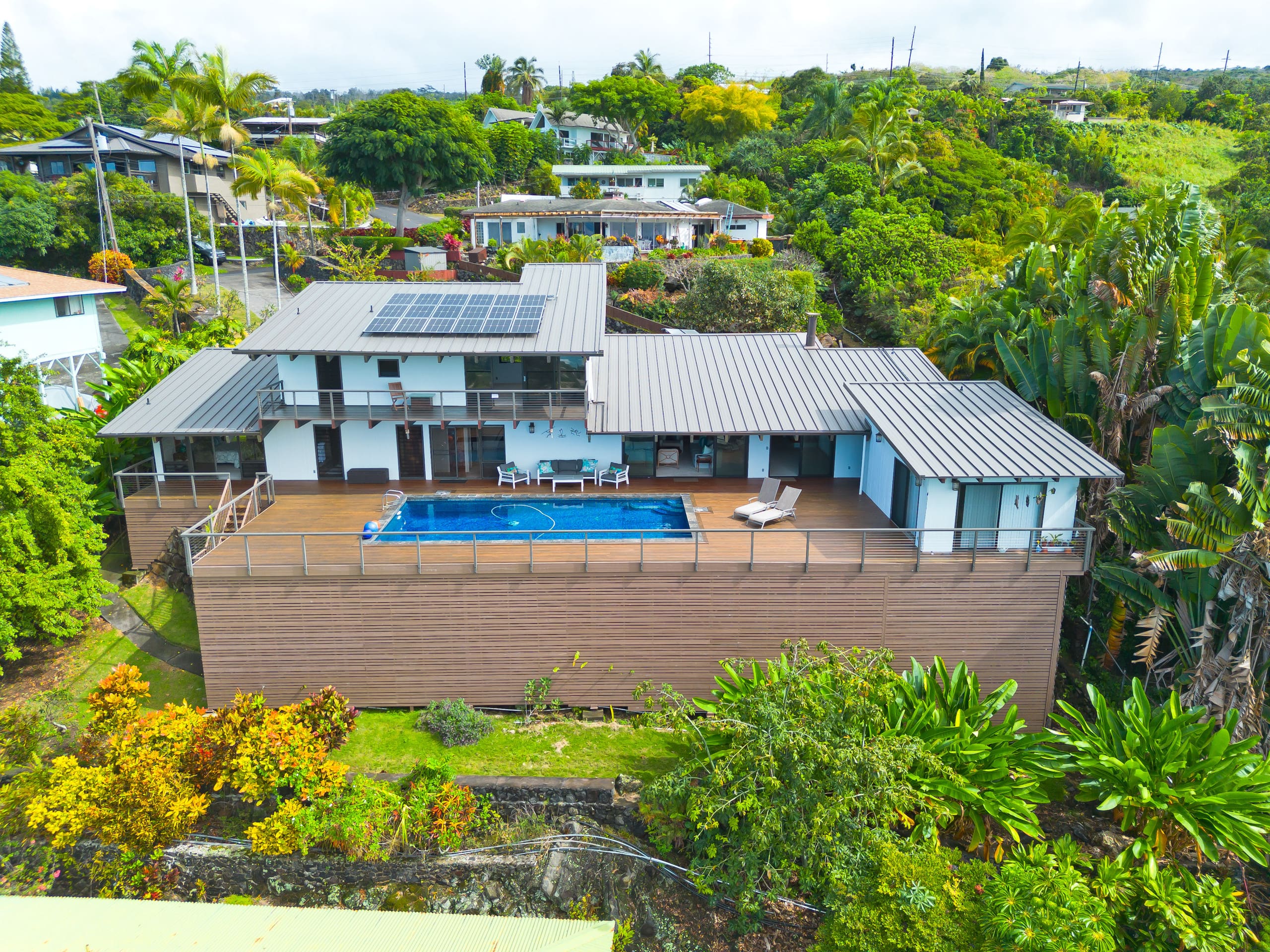 Home in Kailua-Kona · ★5.0 · 3 bedrooms · 4 beds · 3.5 baths - Image 7