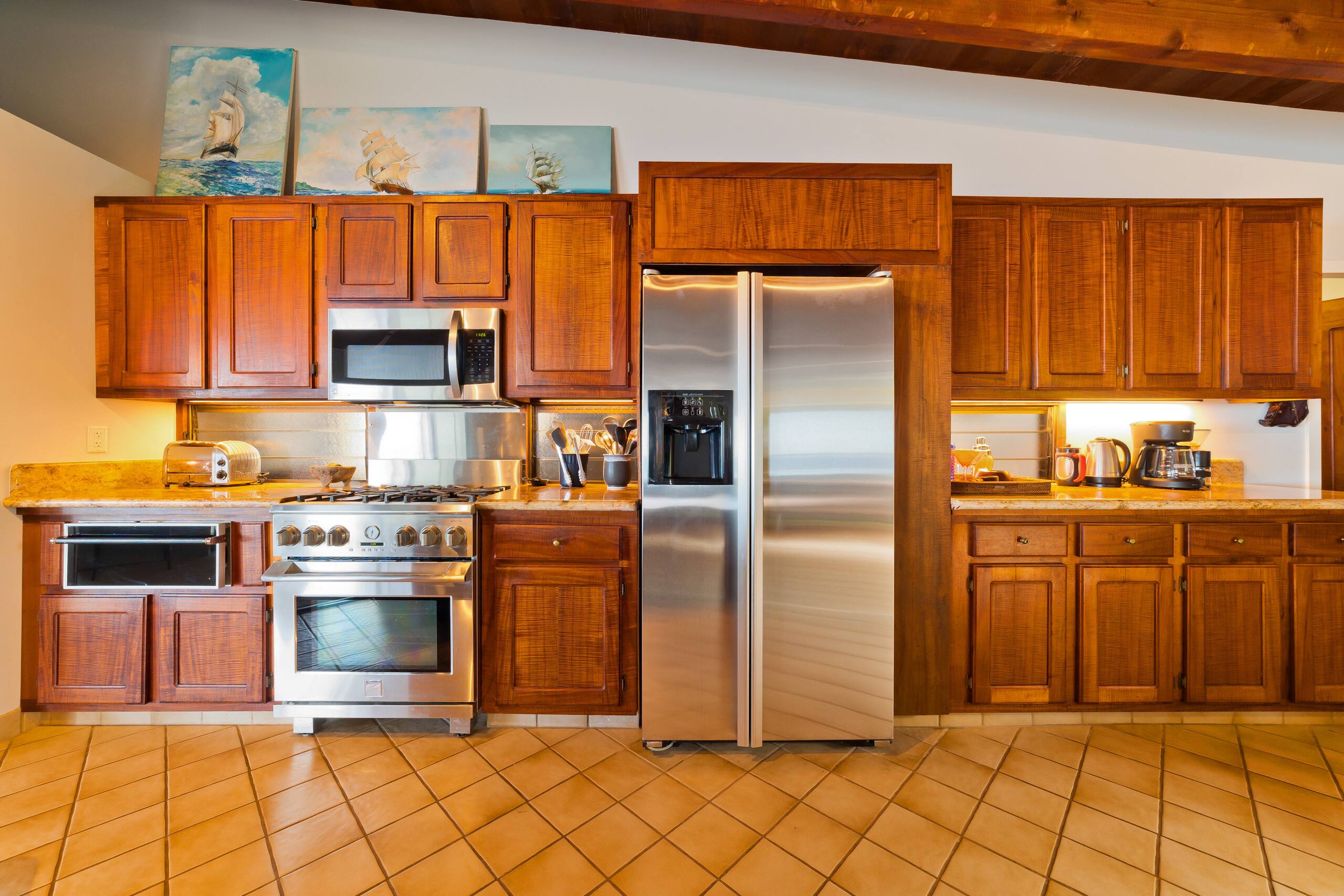Home in Kailua-Kona · ★5.0 · 3 bedrooms · 4 beds · 3.5 baths - Image 10